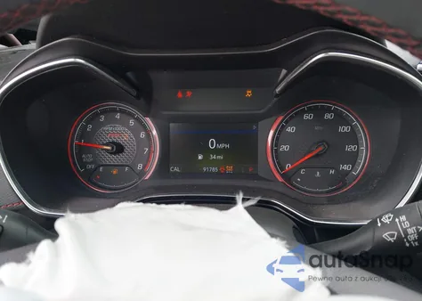 2021 Chevrolet Trailblazer Awd Rs z USA, uszkodzony, nr VIN KL79MUSL6MB138398